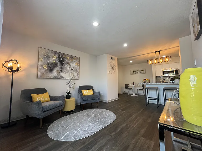 The Park @ Live Oak Apartments — Photo 19