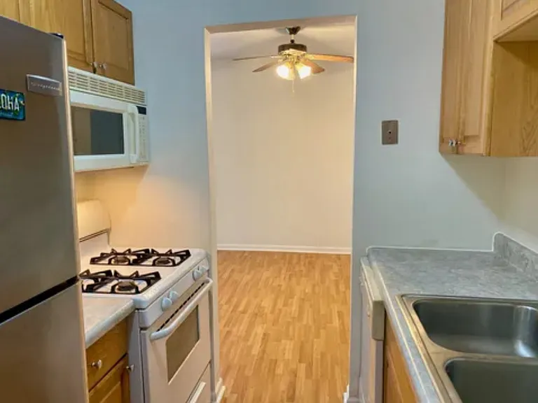 869 Trace Dr #101 — Photo 4