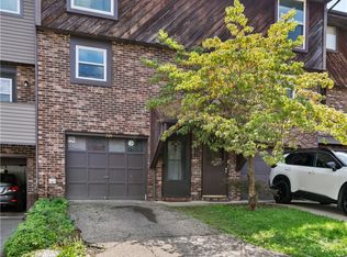 304 Bayberry Ln, Imperial, PA 15126