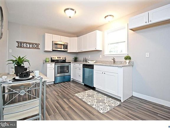 4th image of 33 Westfield Dr
