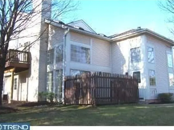 108 Christopher Pl, Chalfont, PA 18914
