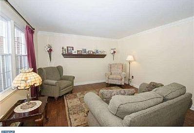 3rd image of 1584 Virmay Dr