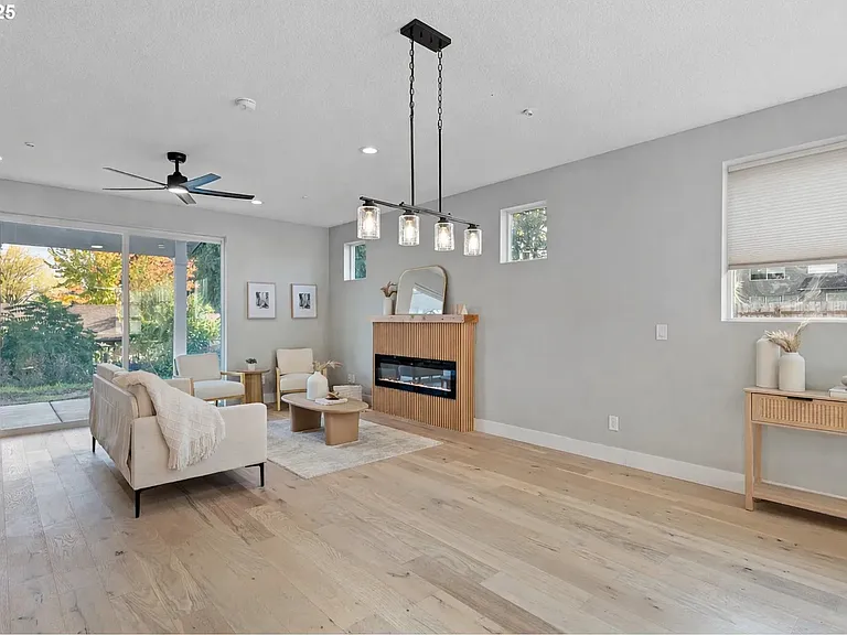 5505 NE 43rd Ct — Photo 4