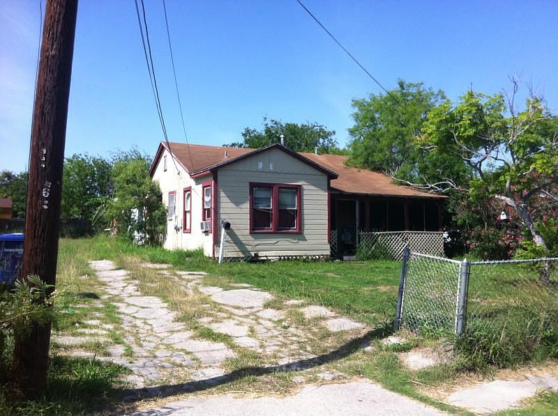 1st image of 936 Linda Vista Dr