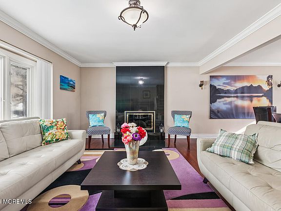 3rd image of 183 Pine Brook Road