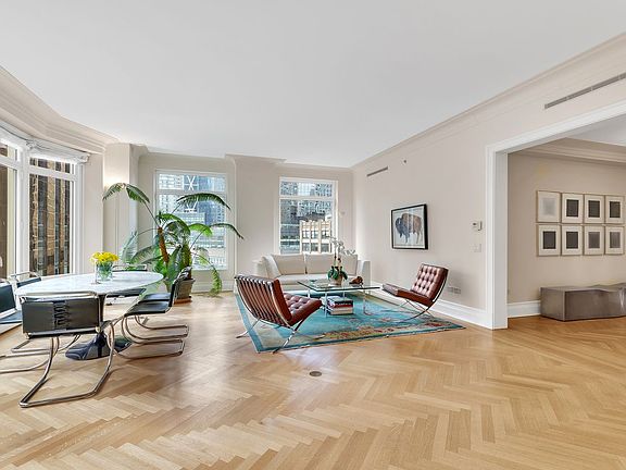 3rd image of 15 Central Park W APT 14G