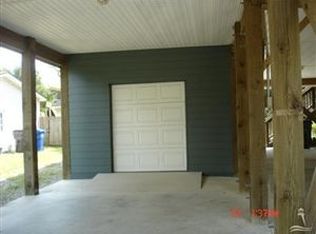 703 W Yacht Dr, Oak Island, NC 28465