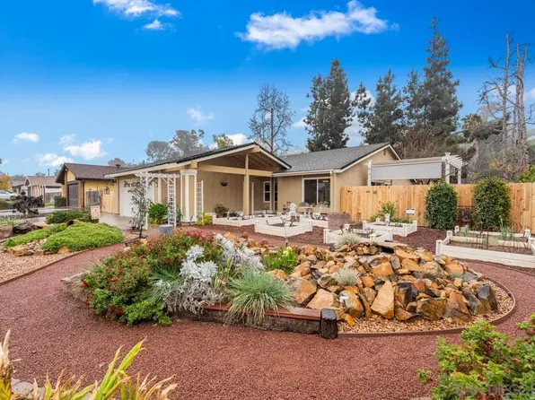 801 Ladysmith Dr, El Cajon, CA 92020