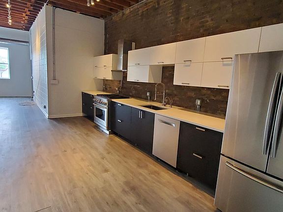 3rd image of 3411 W North Ave #2E
