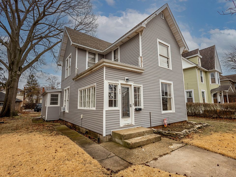 1st image of 809 S 9th St