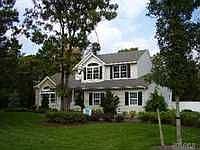 1st image of 15 Sweetberry Ave