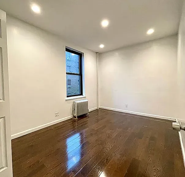 820 Riverside Dr #5G — Photo 7
