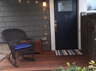 7028 17th Ave NE #A, Seattle, WA 98115