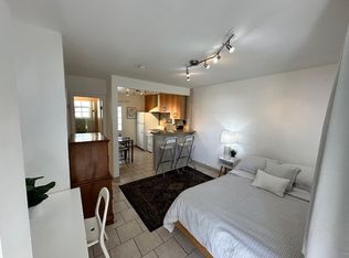 913 N Fairfax Ave APT 10, Los Angeles, CA 90046