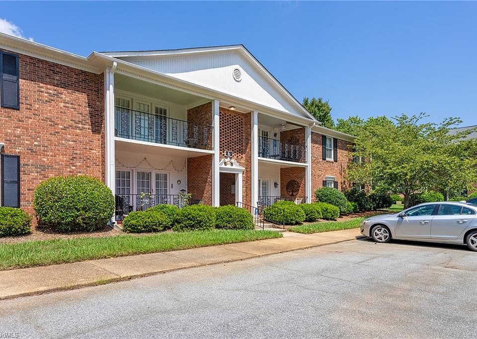 1st image of 6 Fountain Manor Dr Unit A