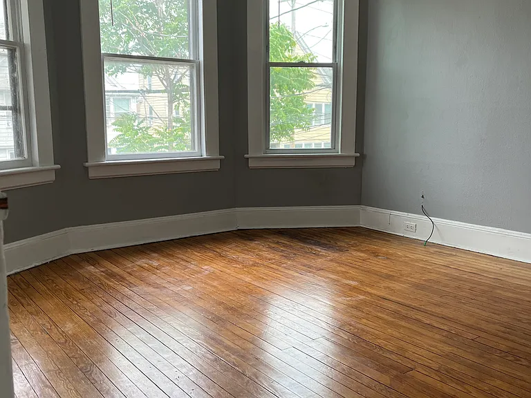 767 Brewster St — Photo 18
