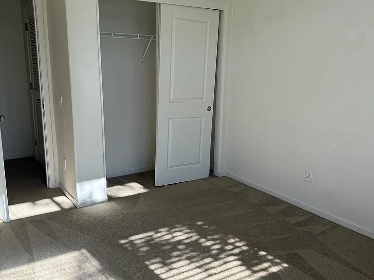 2218 NW Redelfs Way — Photo 16