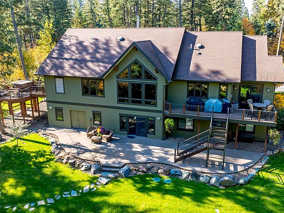 5th image of 10 Wood Ridge Dr