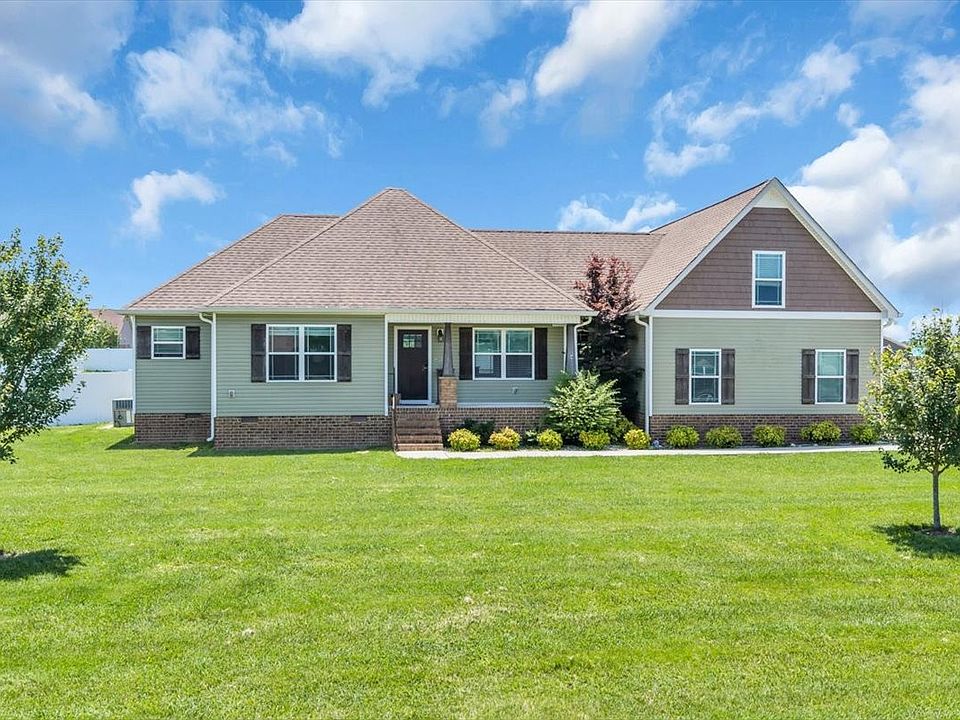 1st image of 531 Richland Farms Dr