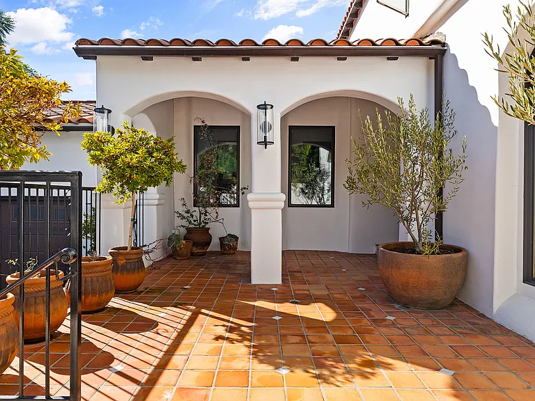 5115 Los Feliz Blvd — Photo 44