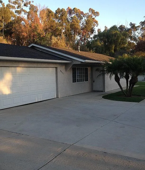 8863 Echo Dr