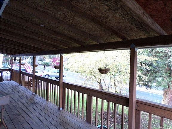 4th image of 330 Rollingwood Dr