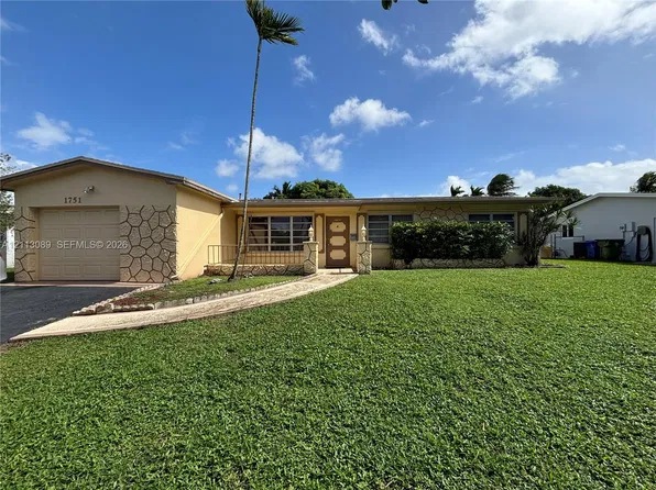 1751 NW 88th Ter, Pembroke Pines, FL 33024