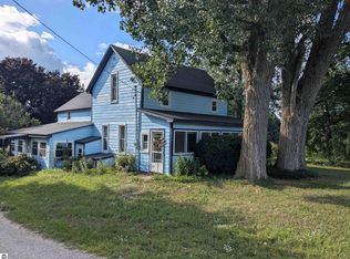 10562 Summit City Rd, Kingsley, MI 49649