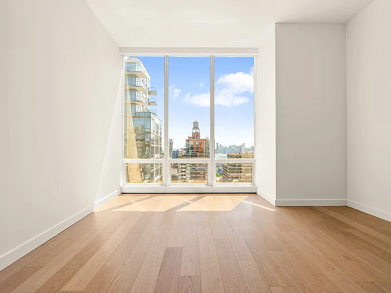 15 Hudson Yards #26B — Photo 2