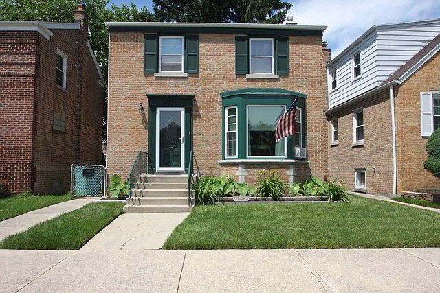 1st image of 4928 N Melvina Ave
