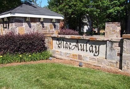 1st image of 15607 Chipping Dr