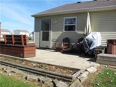4th image of 1748 Blackmore Dr