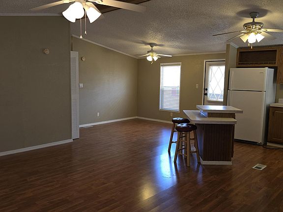 4th image of 205 W BELL Road #131