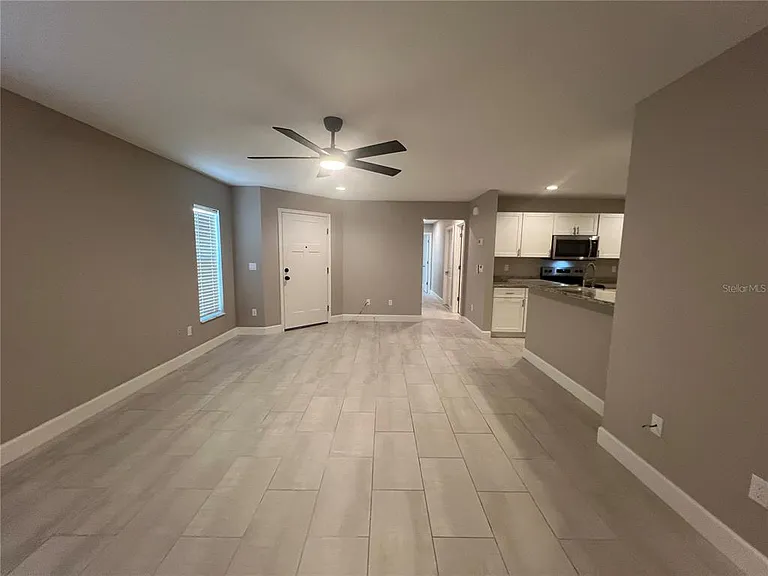 12073 Henley Ave — Photo 8