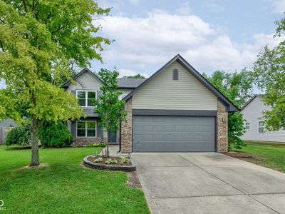 4859 Pineleigh Pl, Greenwood, IN, 46143
