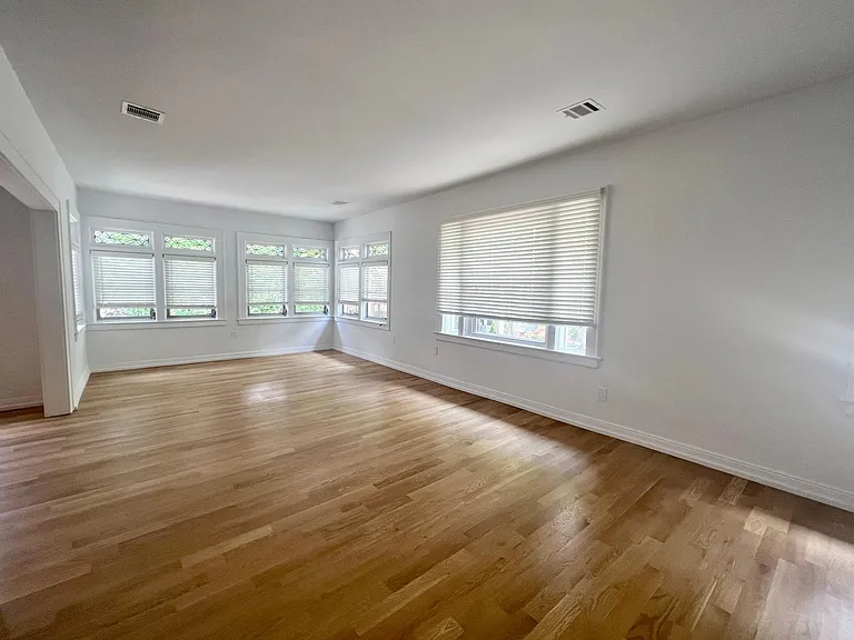 1615 John F Kennedy Blvd #2 — Photo 4