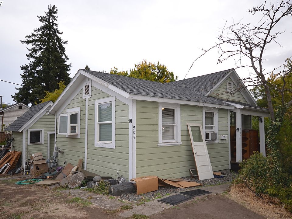1st image of 905 Lincoln St
