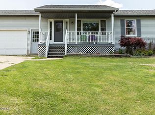 1083 N Shaytown Rd, Vermontville, MI 49096