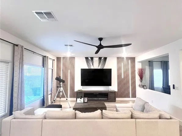 8683 Black Cordon Rd, Las Vegas, NV 89139