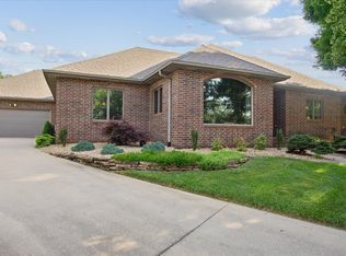 2621 E Shady Glen Ct, Springfield, MO 65804