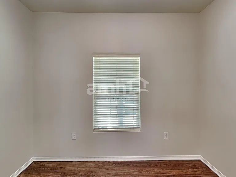 4317 Overbecks Ln — Photo 15