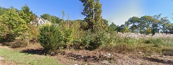 2nd image of 3 Stonybrook Rd