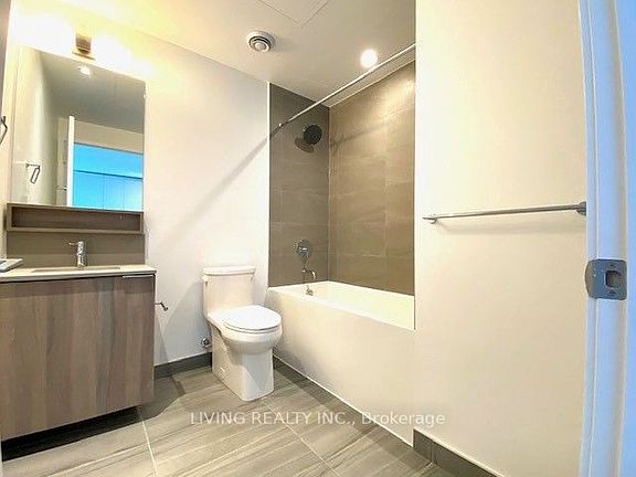 2nd image of 950 Portage Pkwy #701