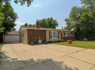 303 4th St NE, Surrey, ND 58785