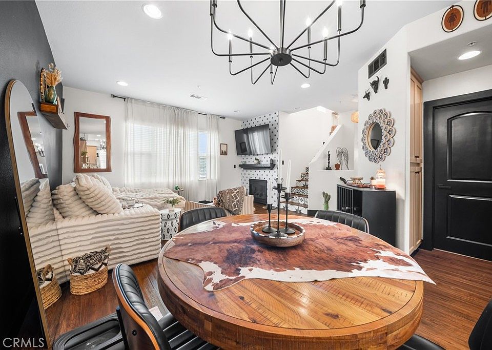 1st image of 6198 Lincoln Ave. #18
