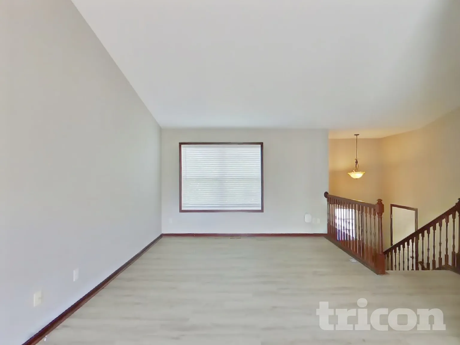 618 Dillon Avenue N Montrose MN — Photo 2
