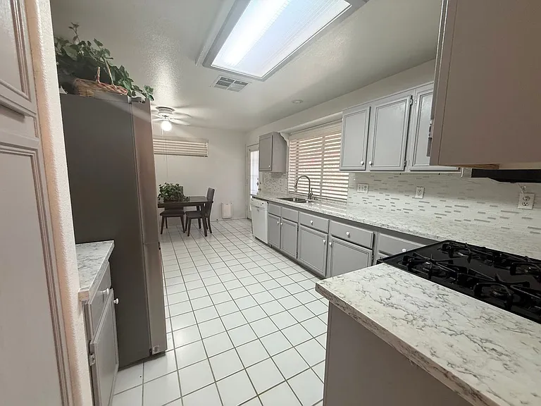 1778 Blue Ribbon Dr — Photo 4