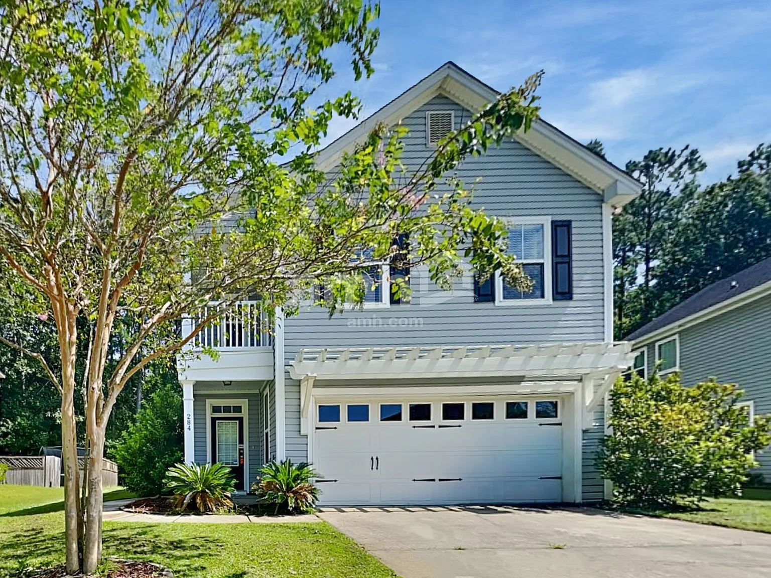 4 bed, 2.5 bath, 1920 sqft, $2,415 — Photo 1