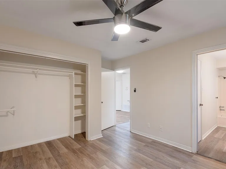 2402 Sycamore Ave #D6 — Photo 23