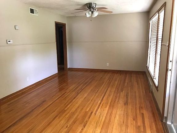 Living Room view to bedrooms